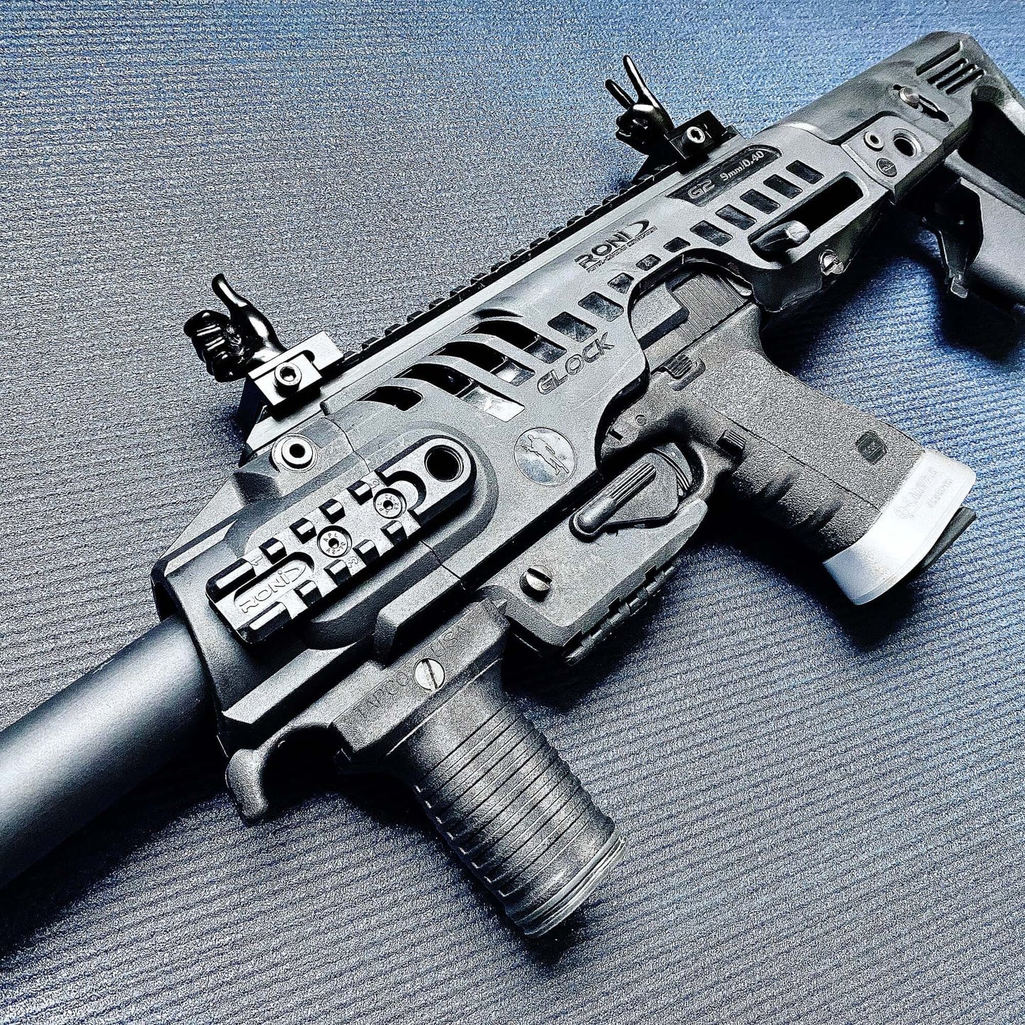 Black Color Novelty Finger Iron Sight Set - Straight (V Hand & Thumbs Up)