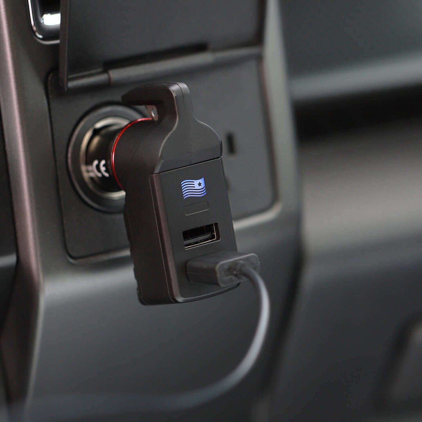 Stinger USB Car Charger Emergency Tool, Seatbelt Cutter, Spring-Loaded Car Window Breaker (Blue American Flag)