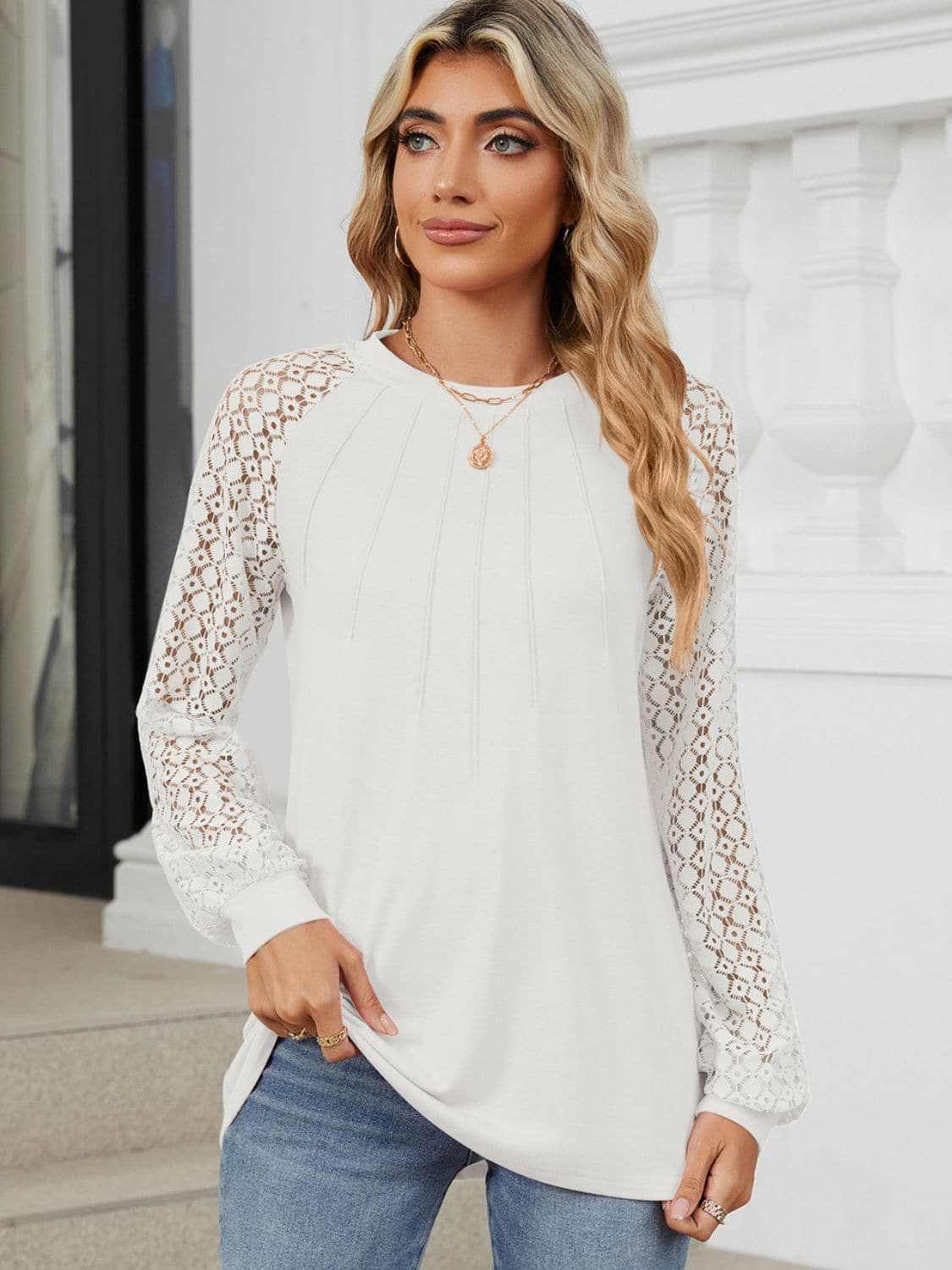 T-Shirts Trendsi Lace long sleeve top in black