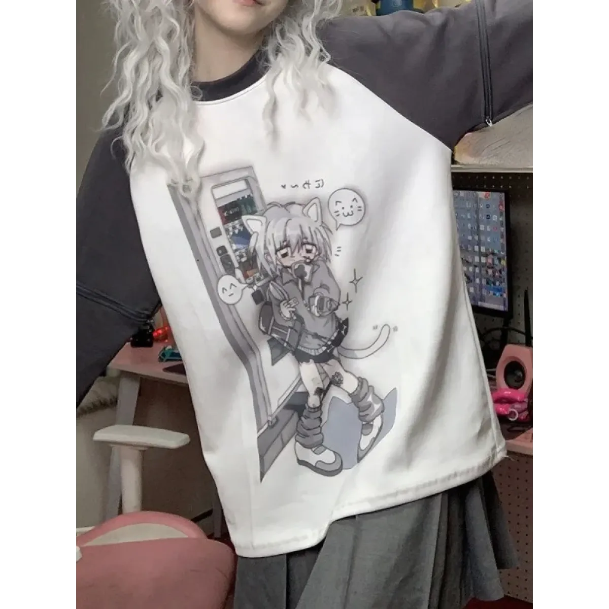 Dreamy Detachable Sleeve Tee – Kawaii Cat & Anime Harajuku Style Top