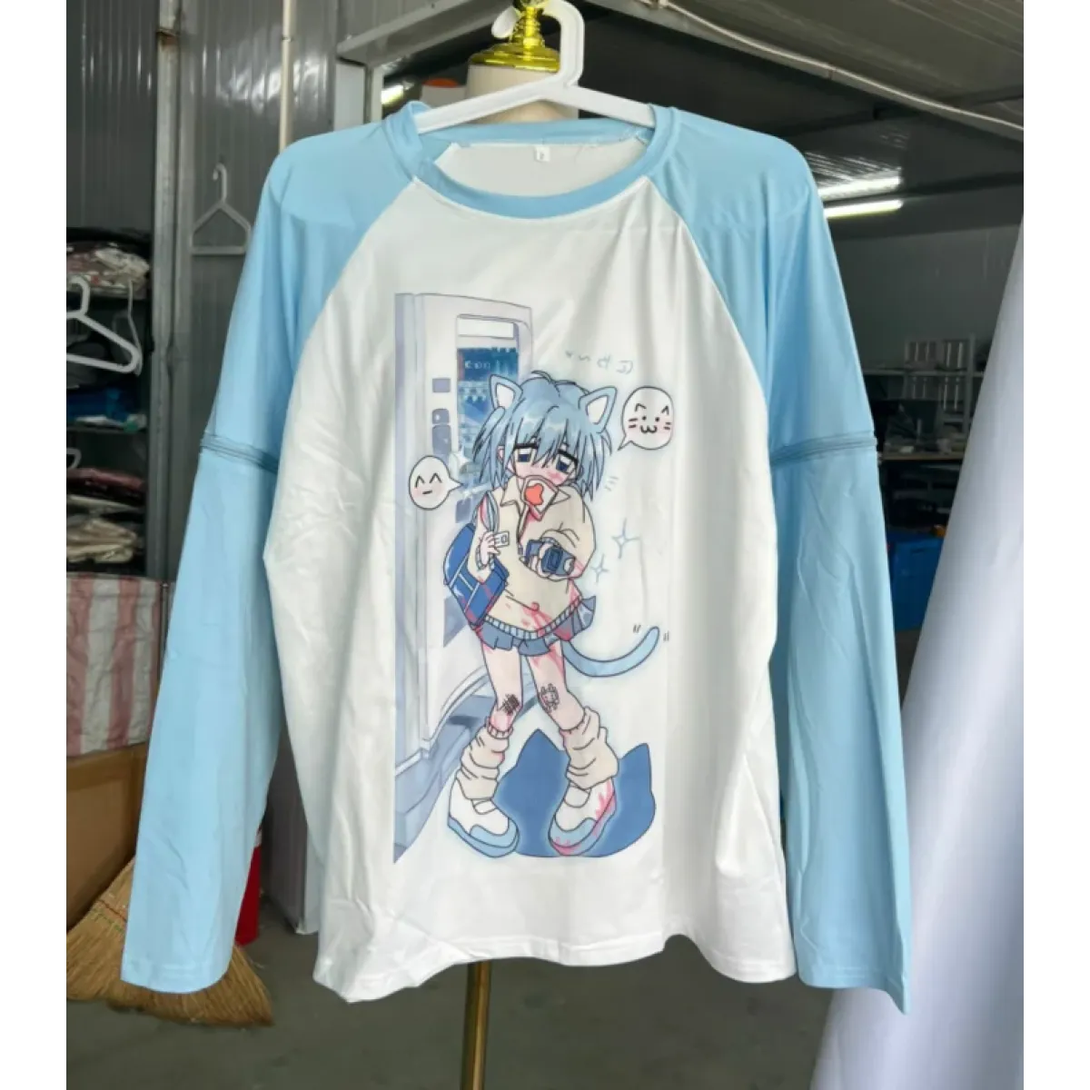 Dreamy Detachable Sleeve Tee – Kawaii Cat & Anime Harajuku Style Top