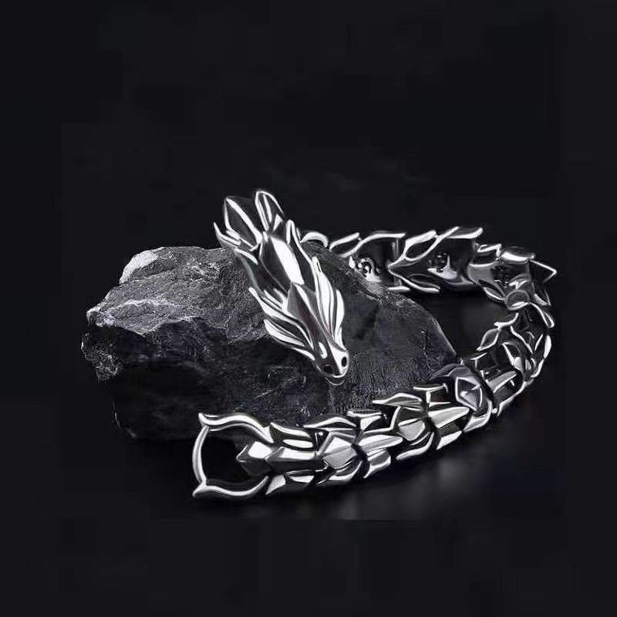 Men’s Dragon Bracelet with High-Quality Alloy and Brave Motif