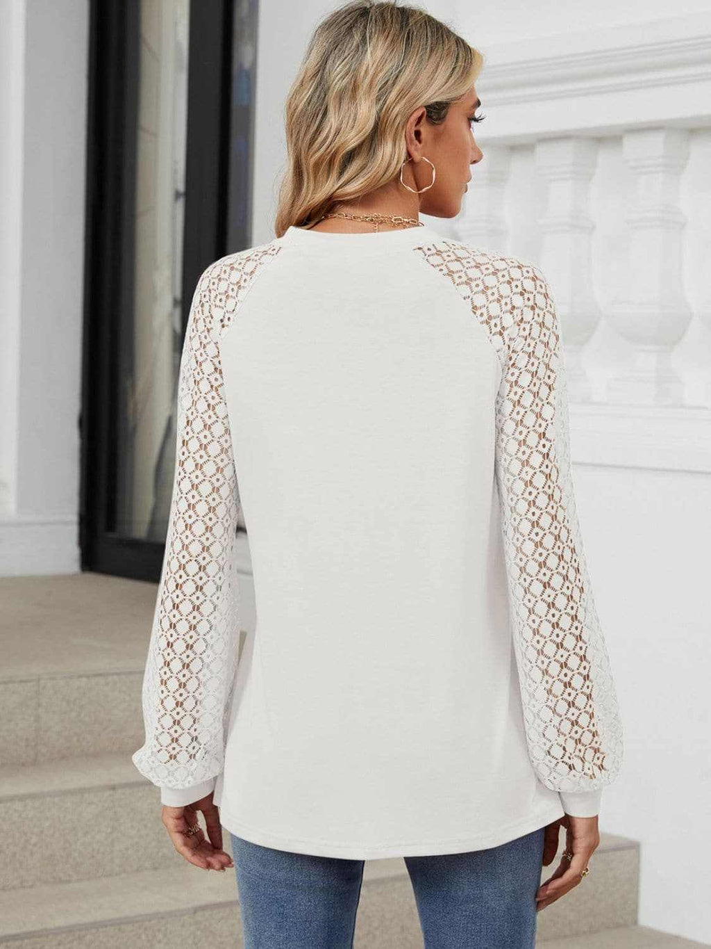 T-Shirts Trendsi Lace long sleeve top in black