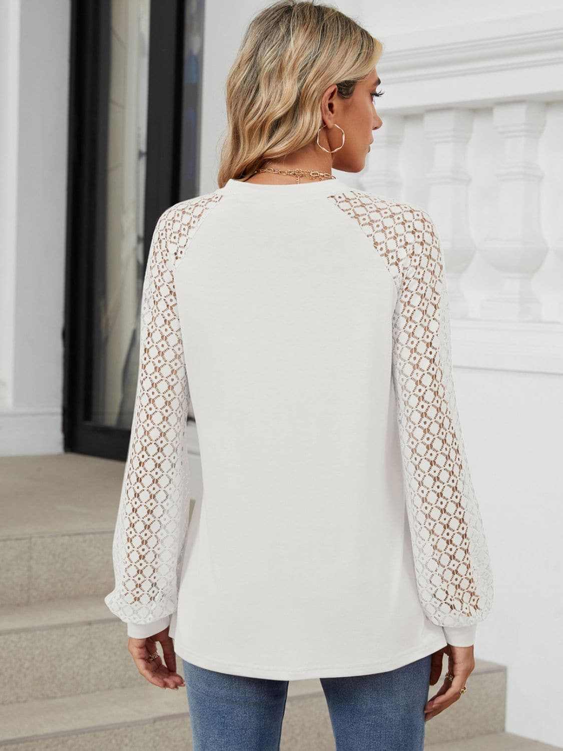 T-Shirts Trendsi Lace long sleeve top in black