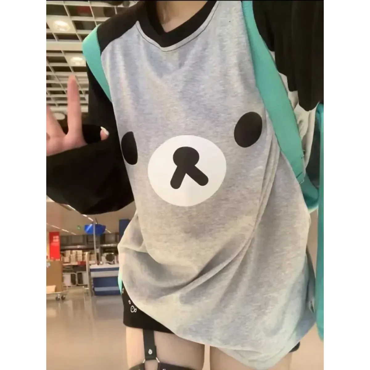 Gray Kawaii Bear Oversized T-Shirt – Harajuku Long Sleeve Top Y2K Style