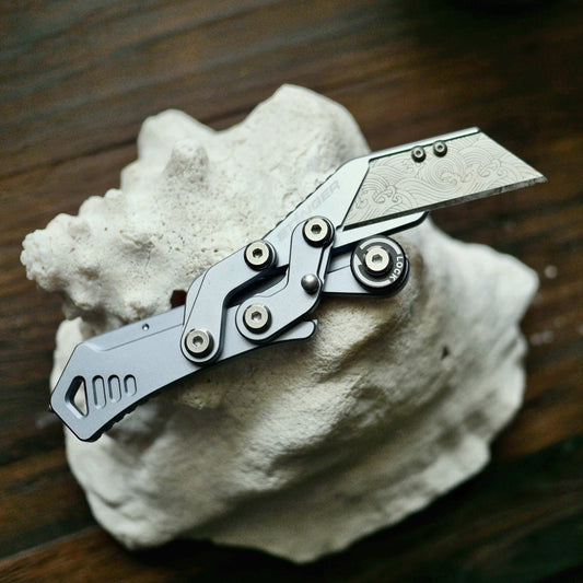 Stinger Godzilla Blade, Folding Pocket Knife, Utility Knife - Space Grey