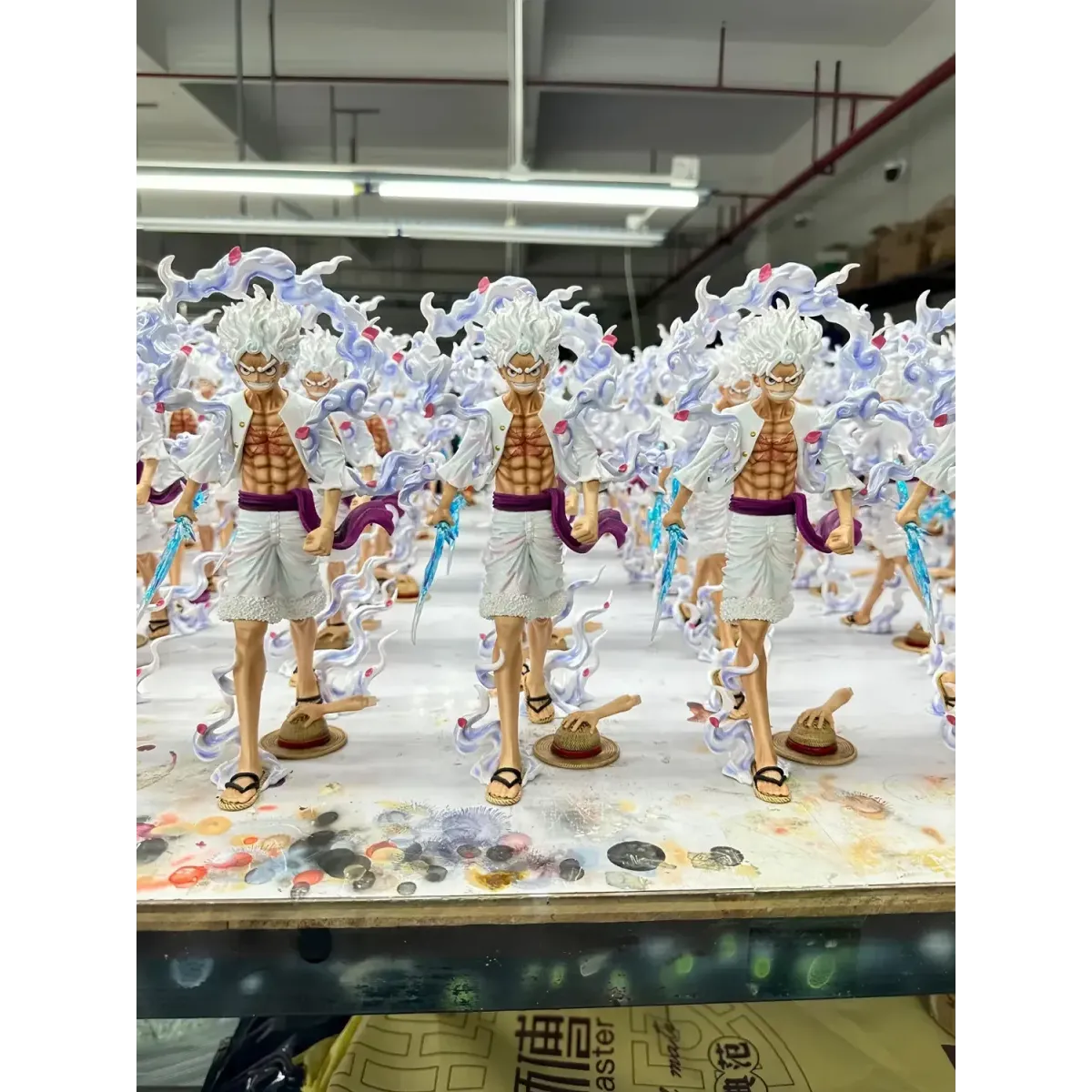 23cm Monkey D. Luffy Nike Figure