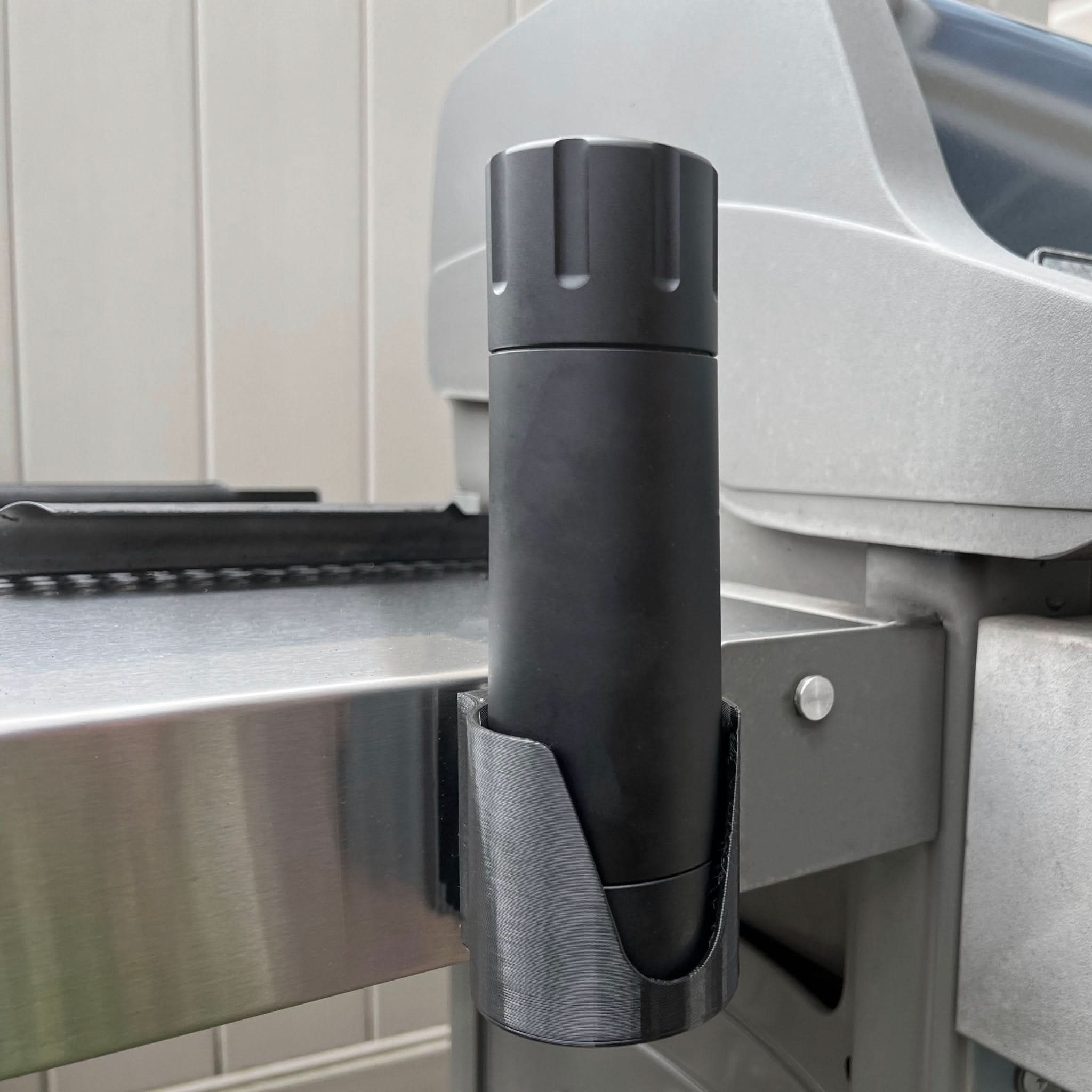 Pepper Cannon Magnetic Grill/Smoker Mount
