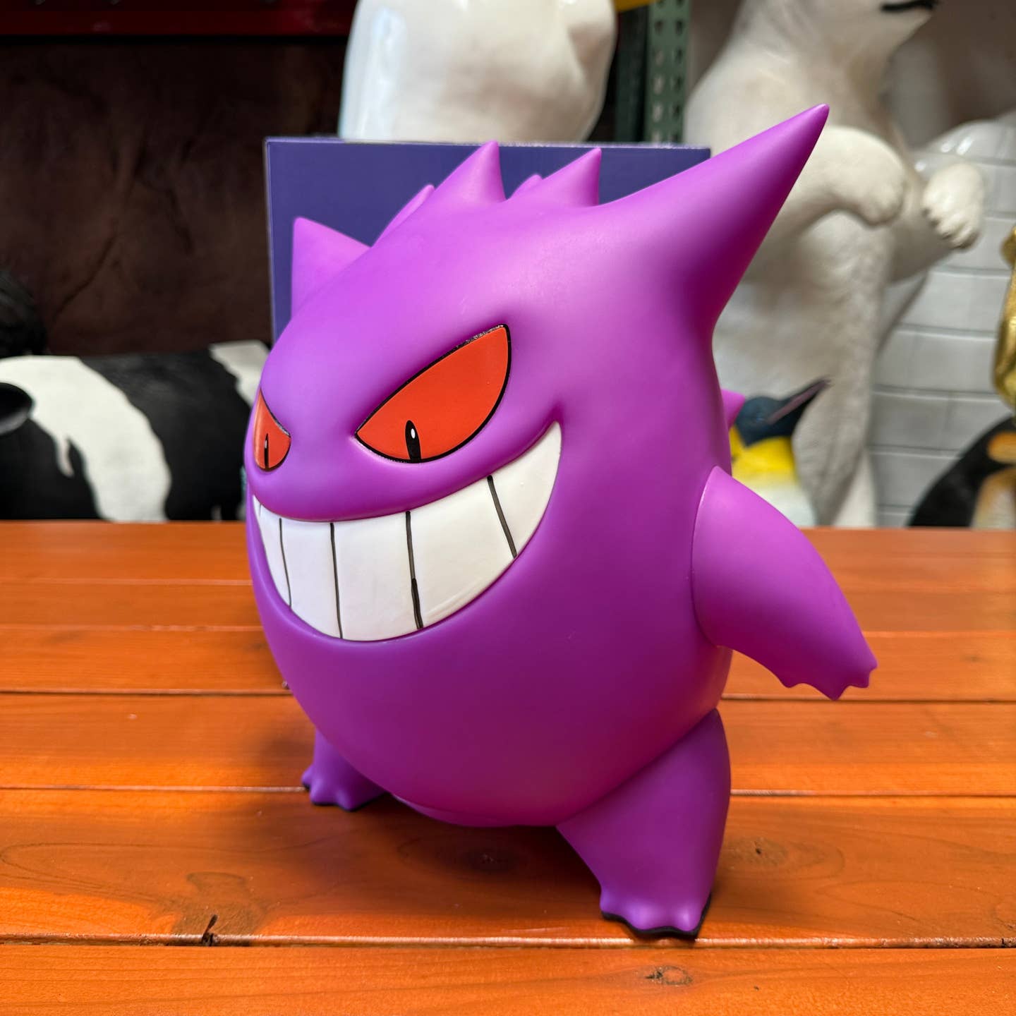 Pokemon Gengar Table Top Statue