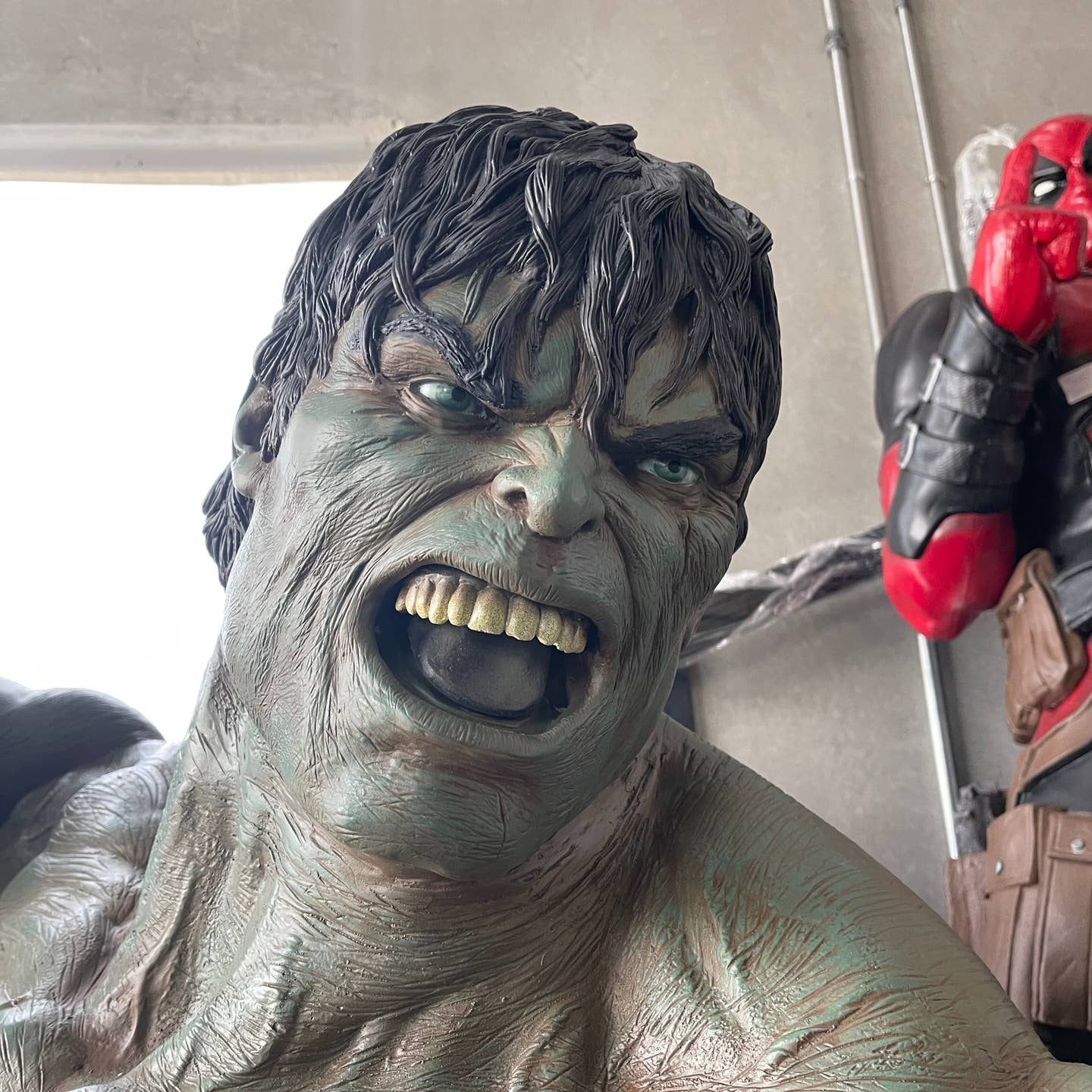 The Incredible Hulk Original Life Size Statue (Edward Norton)