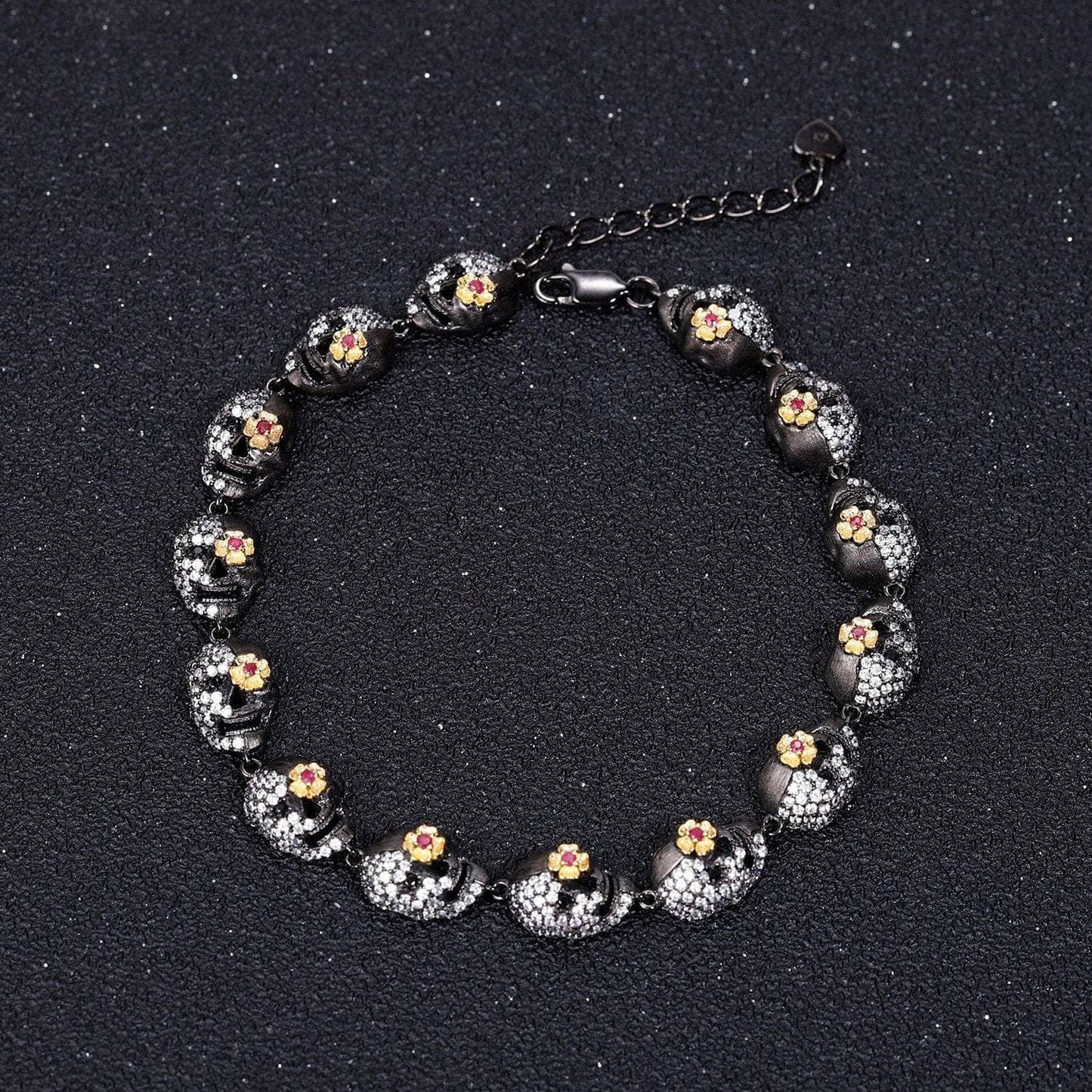 Shiny Gothic Skull Bracelet