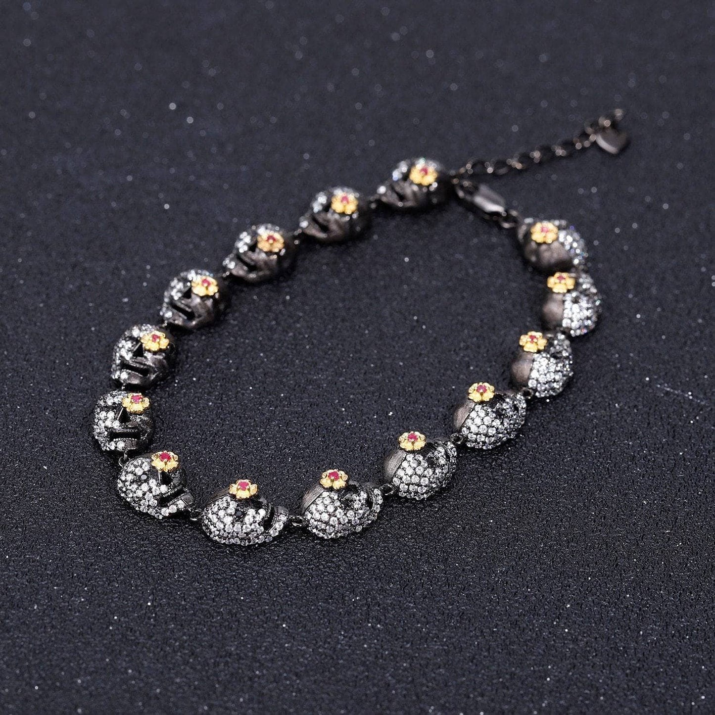 Shiny Gothic Skull Bracelet