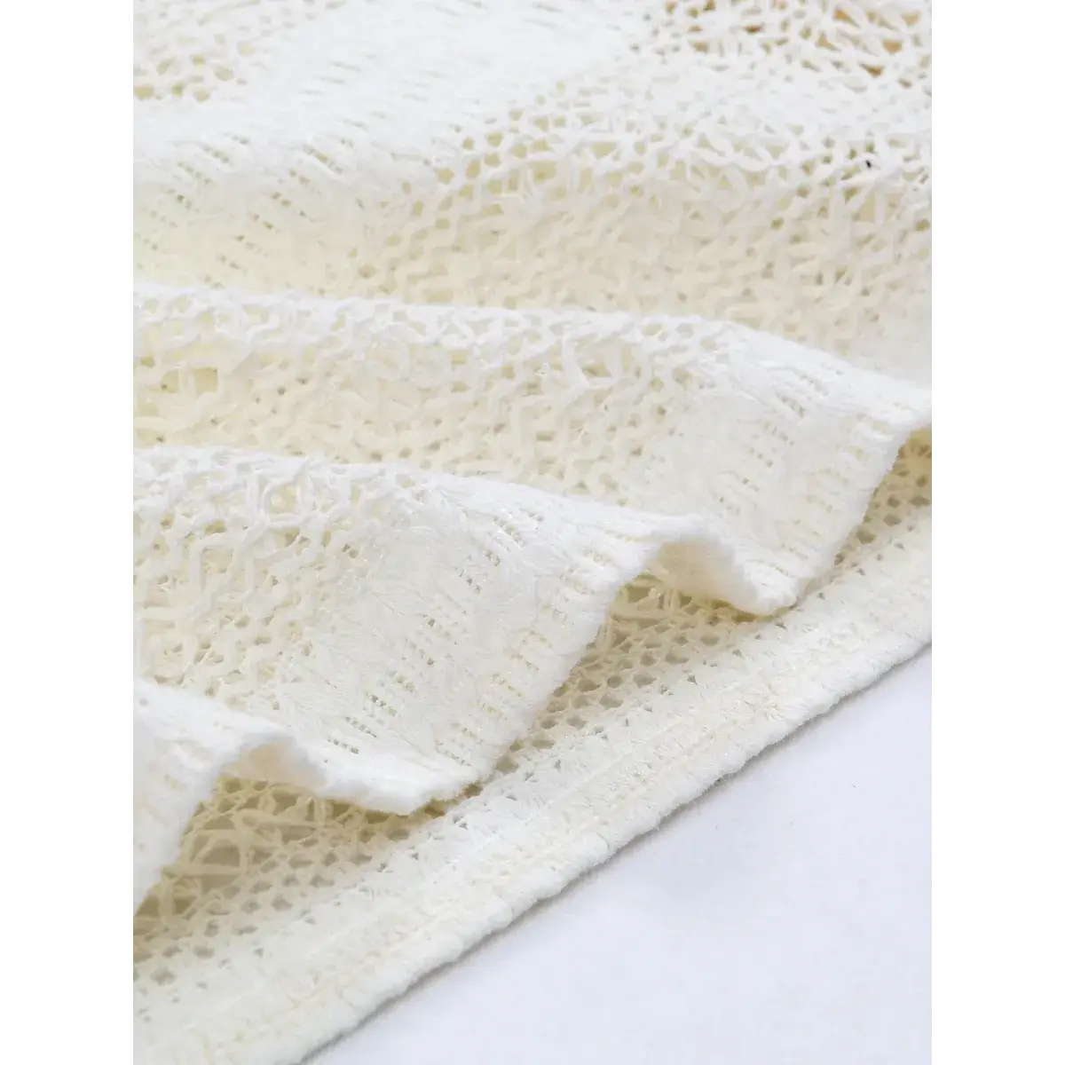 White Lace Turtleneck Dress: Sexy Slim Fit with Tassel Sleeves