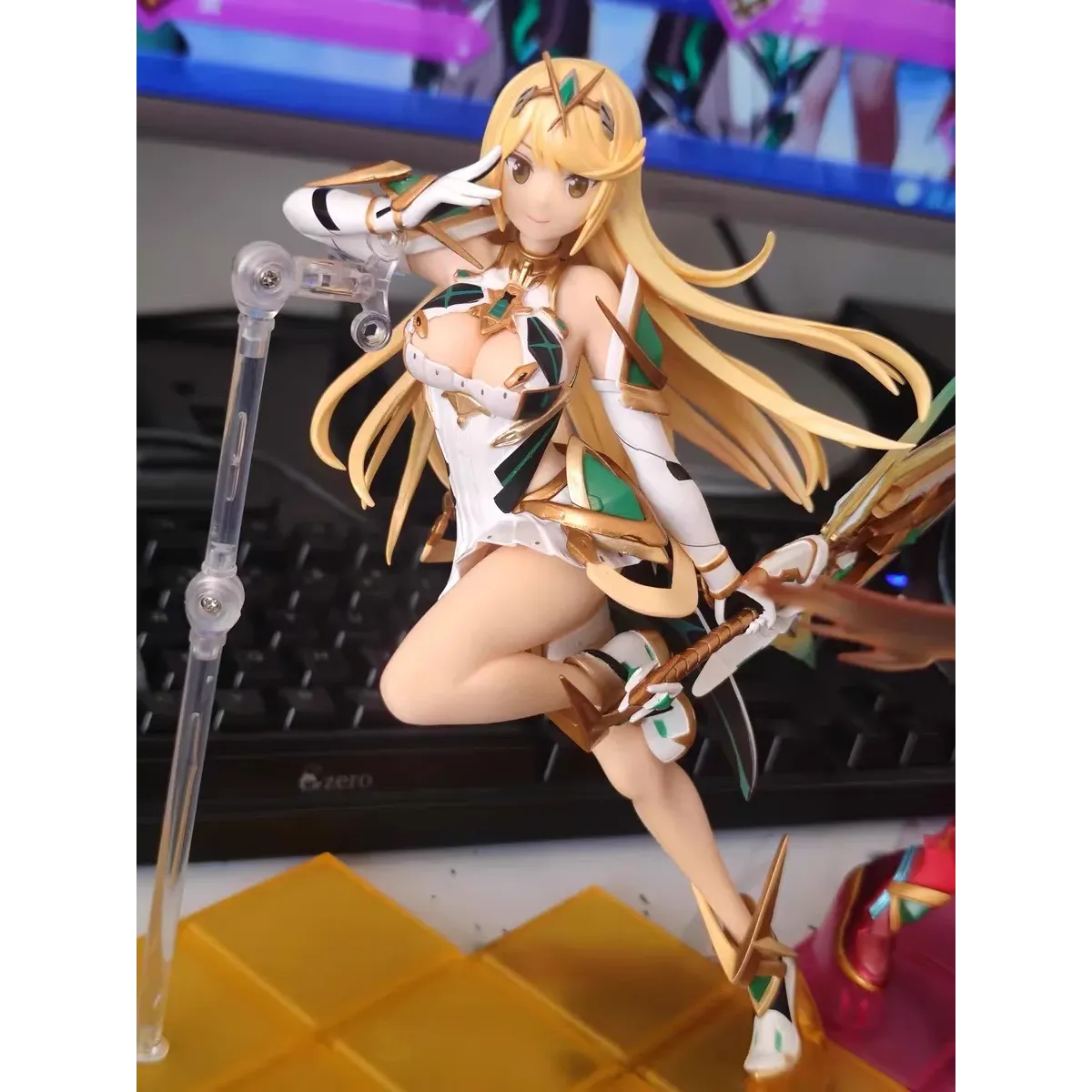 Xenoblade Chronicles 2 Hikari Mythra & Pyra Homura 1/7 Scale Figure
